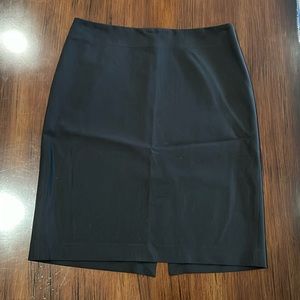 *Last call!* Theory Pencil Skirt Size 6